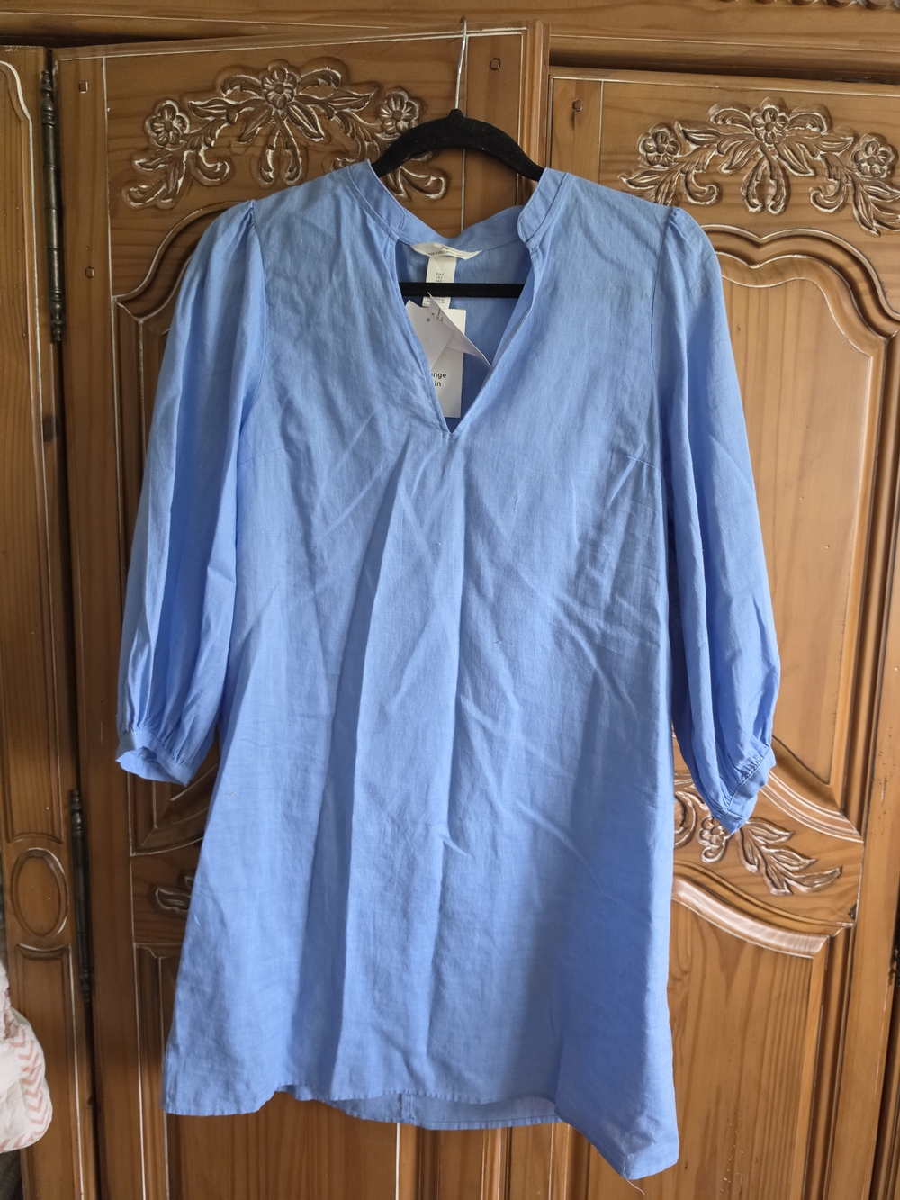 H&M Light Blue V-Neck Linen-Blend Dress